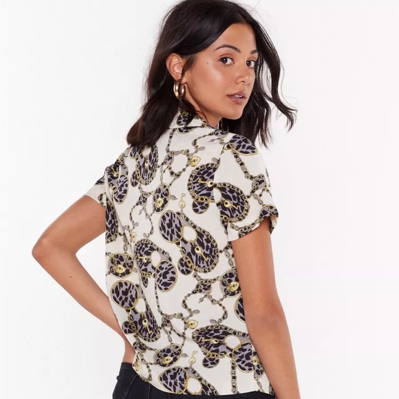 Nothing’s Gonna Chain My Love Relaxed Shirt - Picture 2 of 7